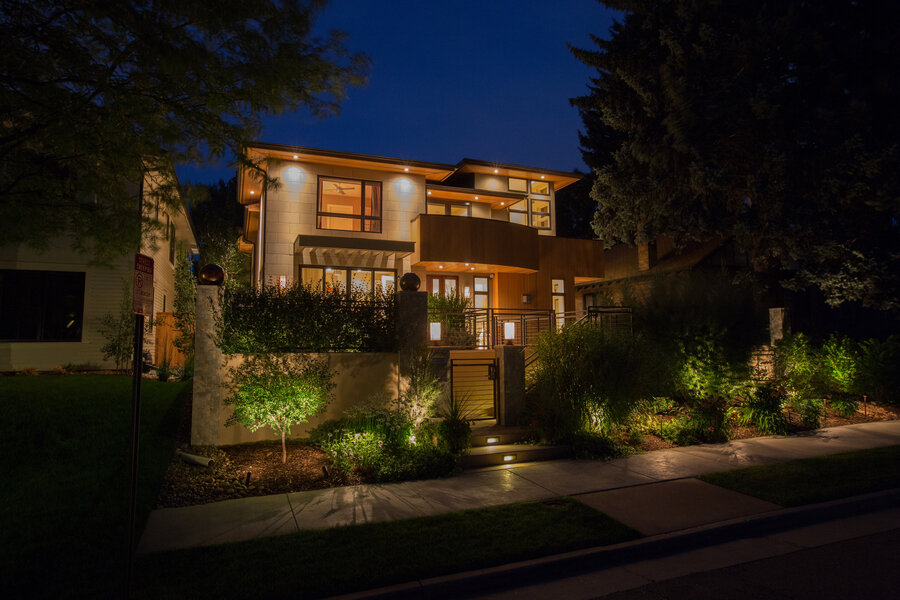 Make Florida Nights Glow with Landscape Lighting